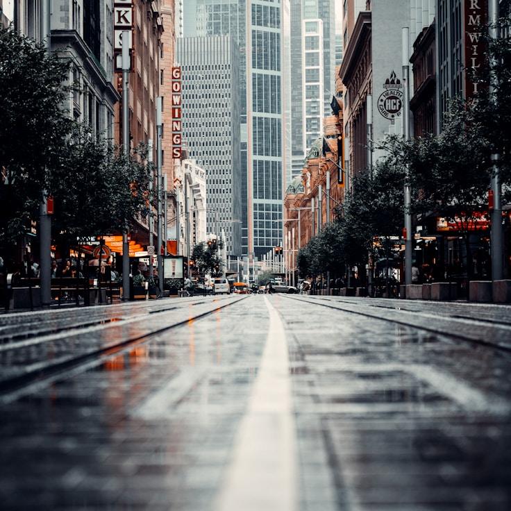 Parents evaluating schools in Switzerland